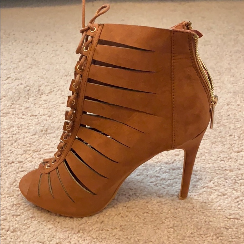 Booties - Picture 3 of 4